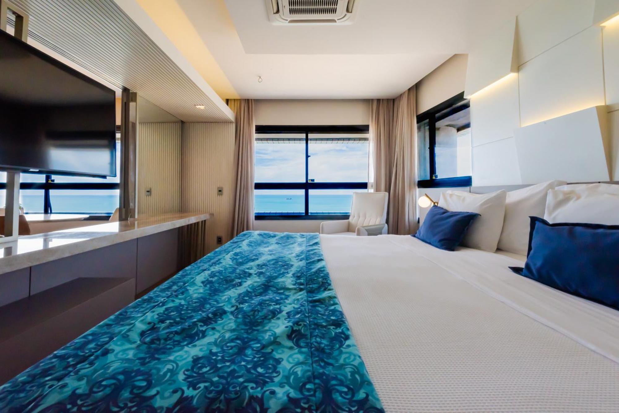Bourbon Hotel 4*